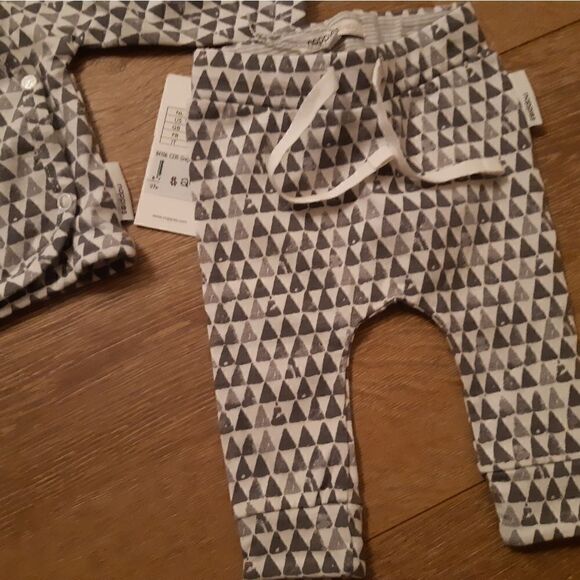 Noppies Baby Preemie Matching Two Piece Set - Picture 9 of 10